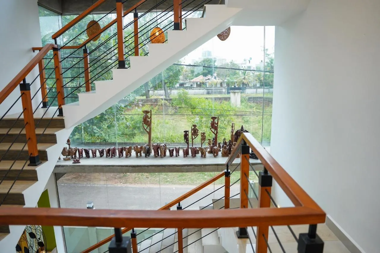 J Leaf Hotel By Blue Bird Negombo