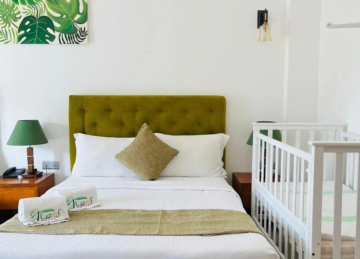 J Leaf Hotel By Blue Bird Negombo