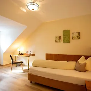 https://gasthaus-und-hotel-gottler-josef.com-bavaria.com
