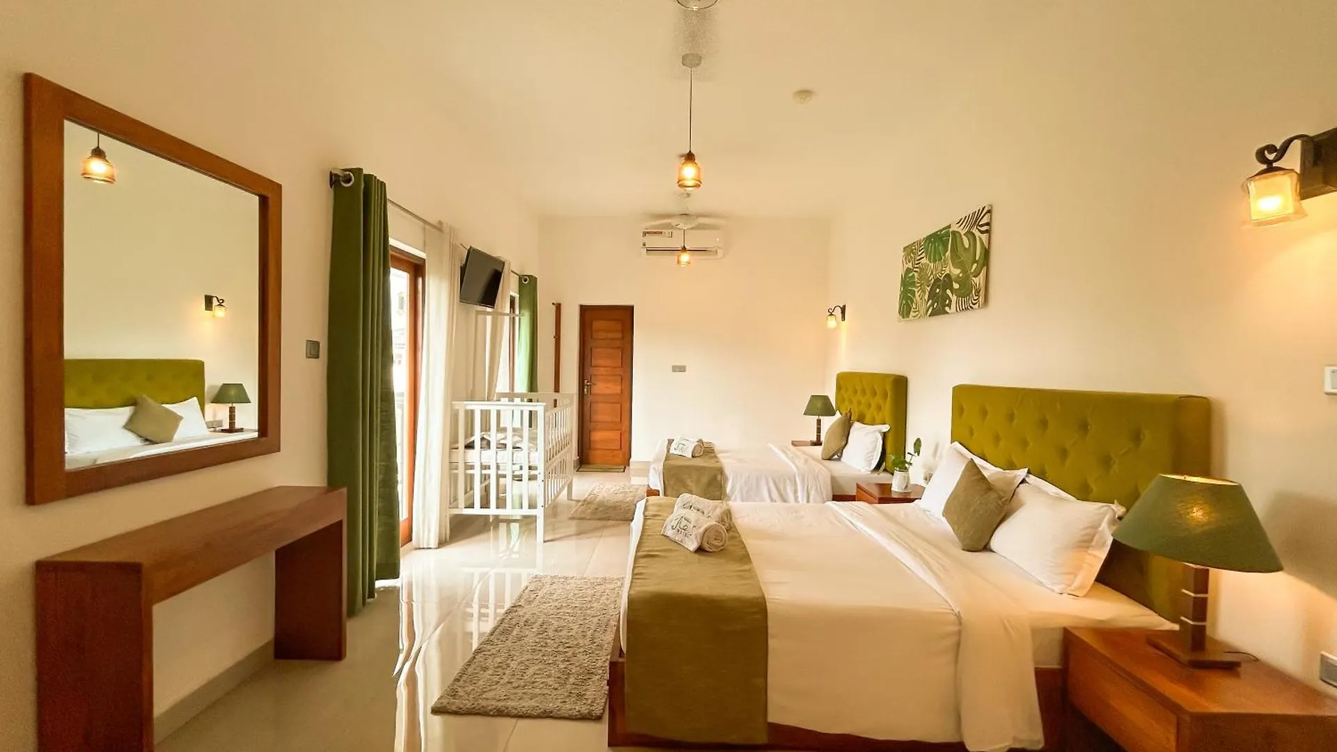 J Leaf Hotel By Blue Bird Negombo Sri Lanka